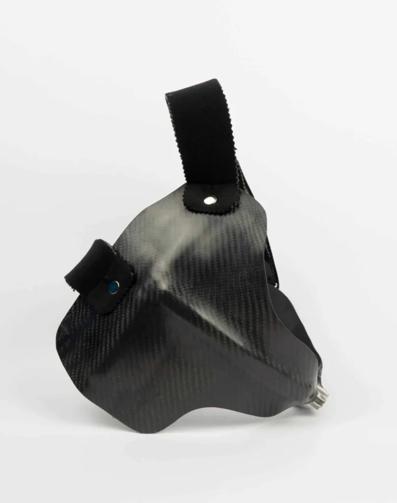 Kielbrustorthese aus Carbon im Sanitätshaus ergonomic care in München