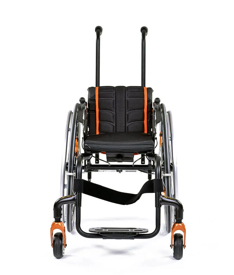 Kinderrollstuhl in schwarz orange